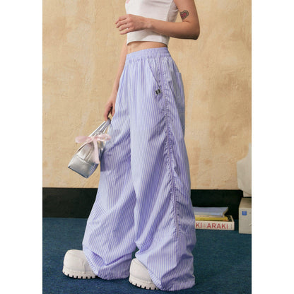 Ezek Neplaura Bow Print Oversized T-shirt - Graphic Tee