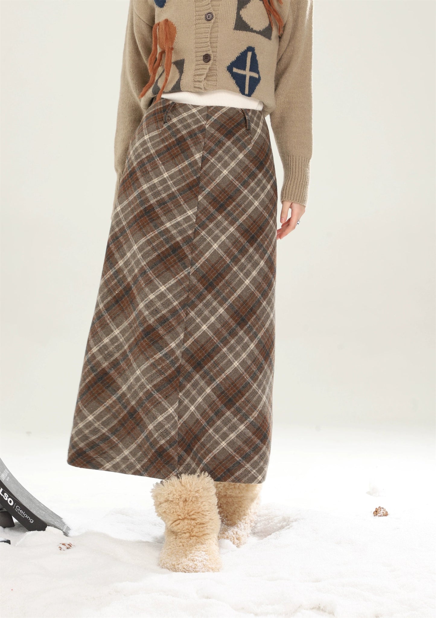 High-waisted Plaid Skirt