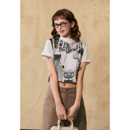 Ezek Artistic Halftone Print White Oversized T-shirt and Gray Pleated Mini Skirt Set - Urban