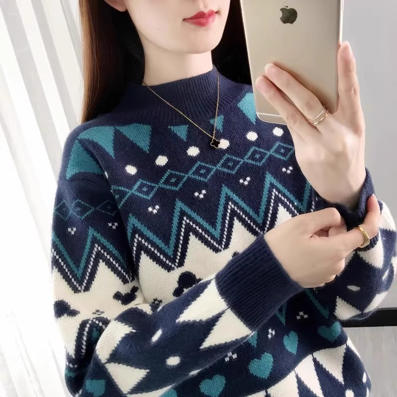 Elegantly Designed Pullover