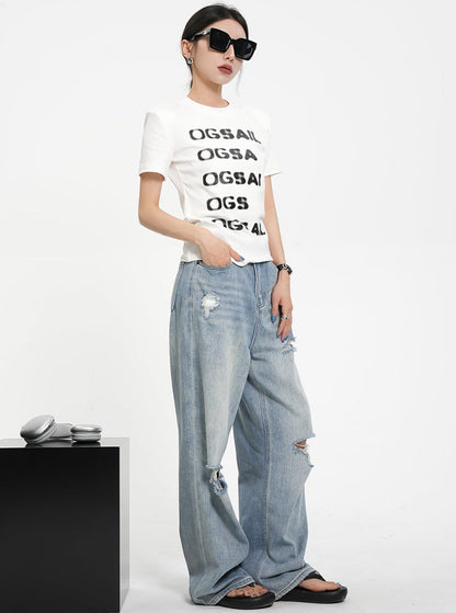 Graphic Logo Tee - Short Sleeve Crew Neck T-shirt