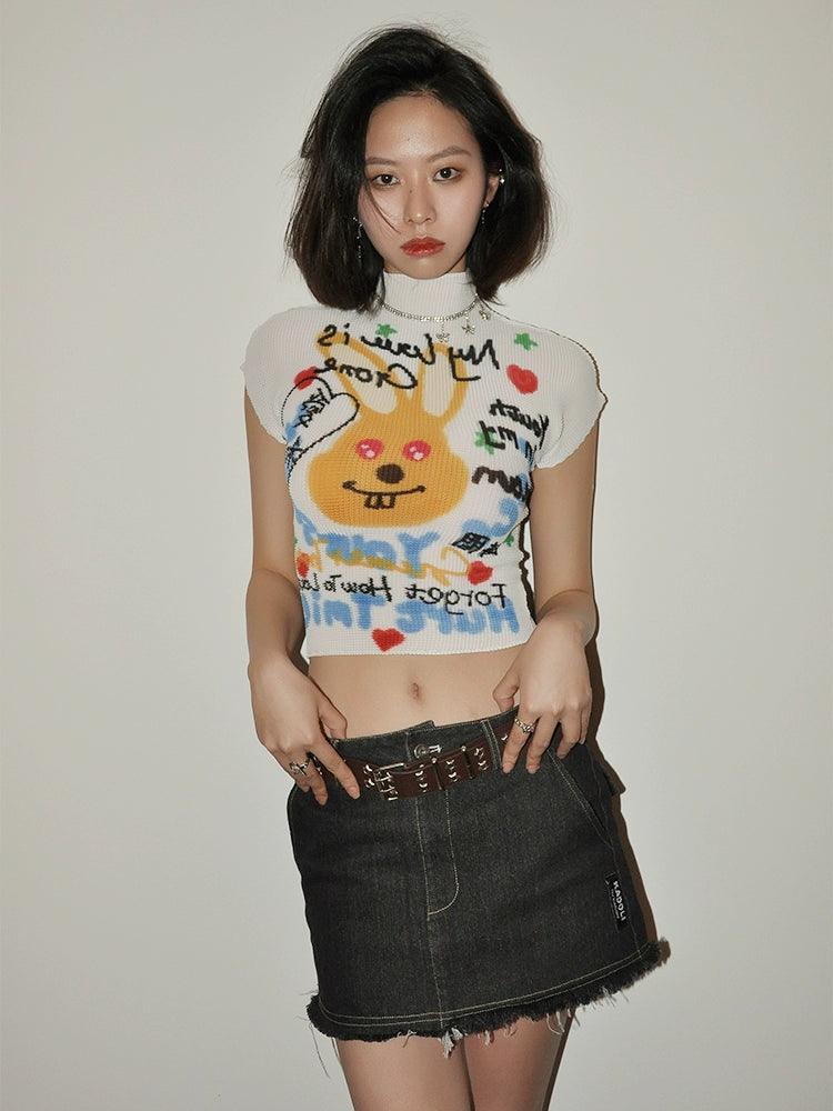 Graphic Print Cropped T-shirt With Abstract Art Design