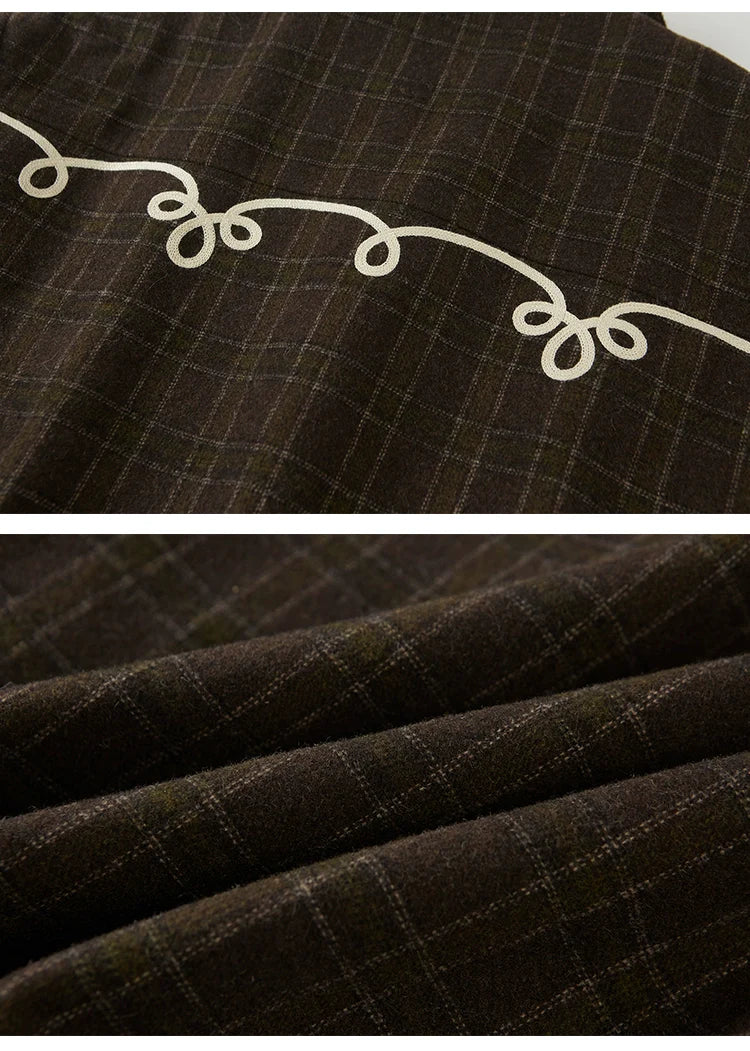 Decorative White Trim Plaid Zip-up Jacket Set Up