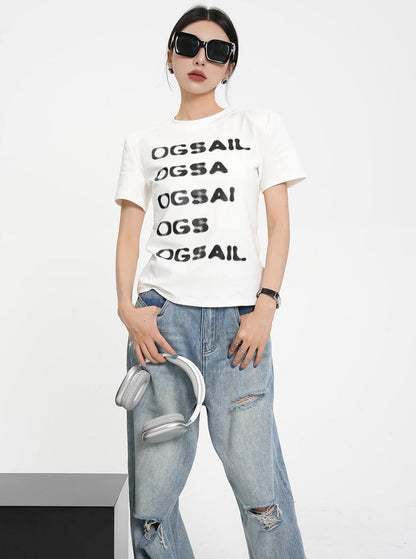Graphic Logo Tee - Short Sleeve Crew Neck T-shirt