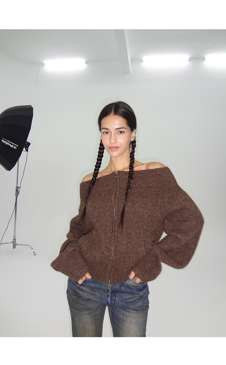 Off-the-shoulder Zipper Knit Cardigan