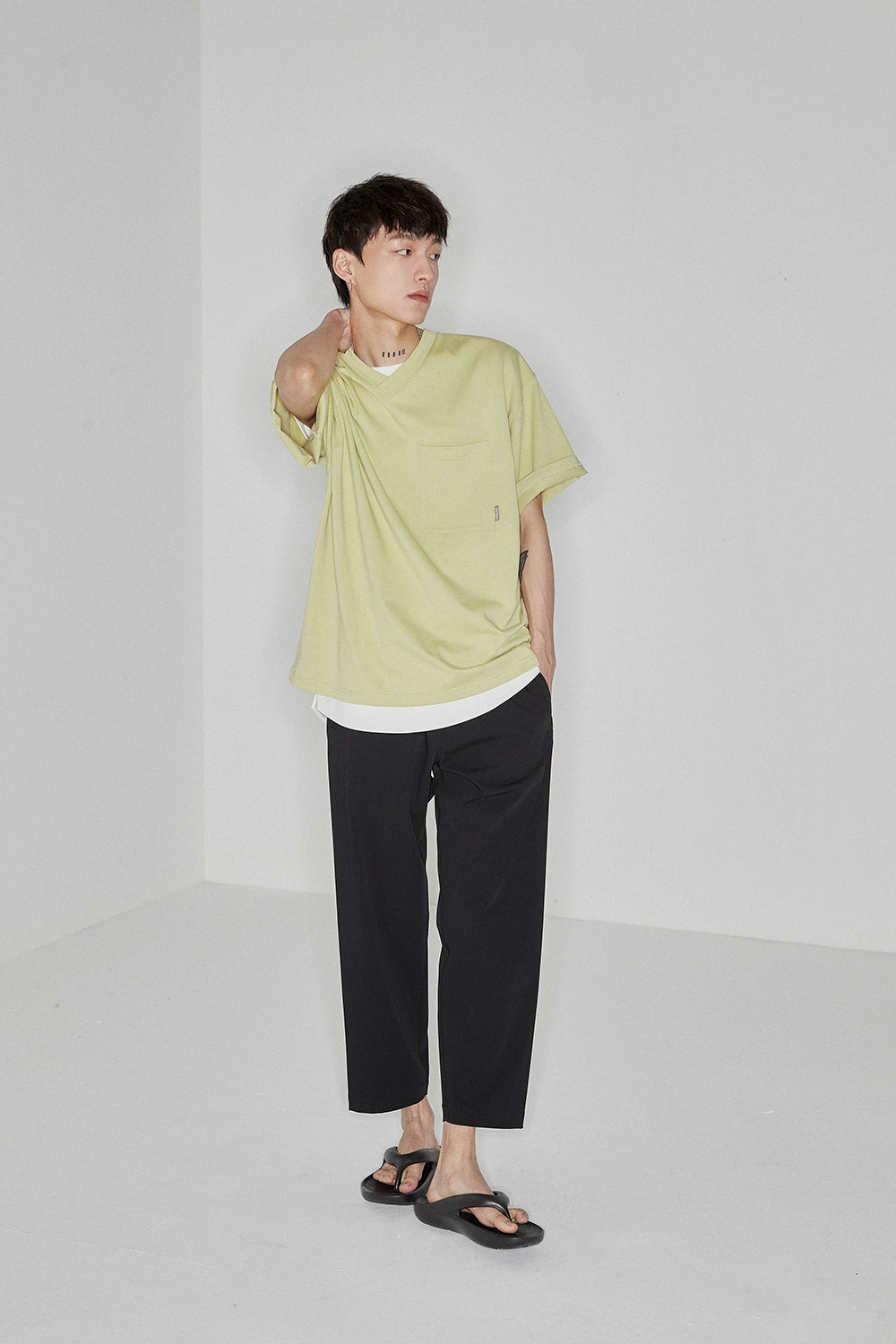 Side Seam-free Elastic Waist Cropped Pants
