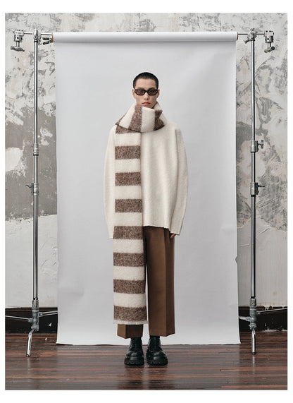 Straight-cut Oversized Crew Neck Sweater