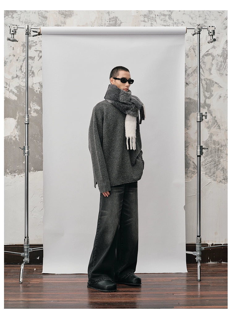 Straight-cut Oversized Crew Neck Sweater