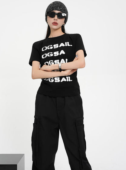 Graphic Logo Tee - Short Sleeve Crew Neck T-shirt