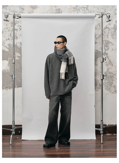 Straight-cut Oversized Crew Neck Sweater