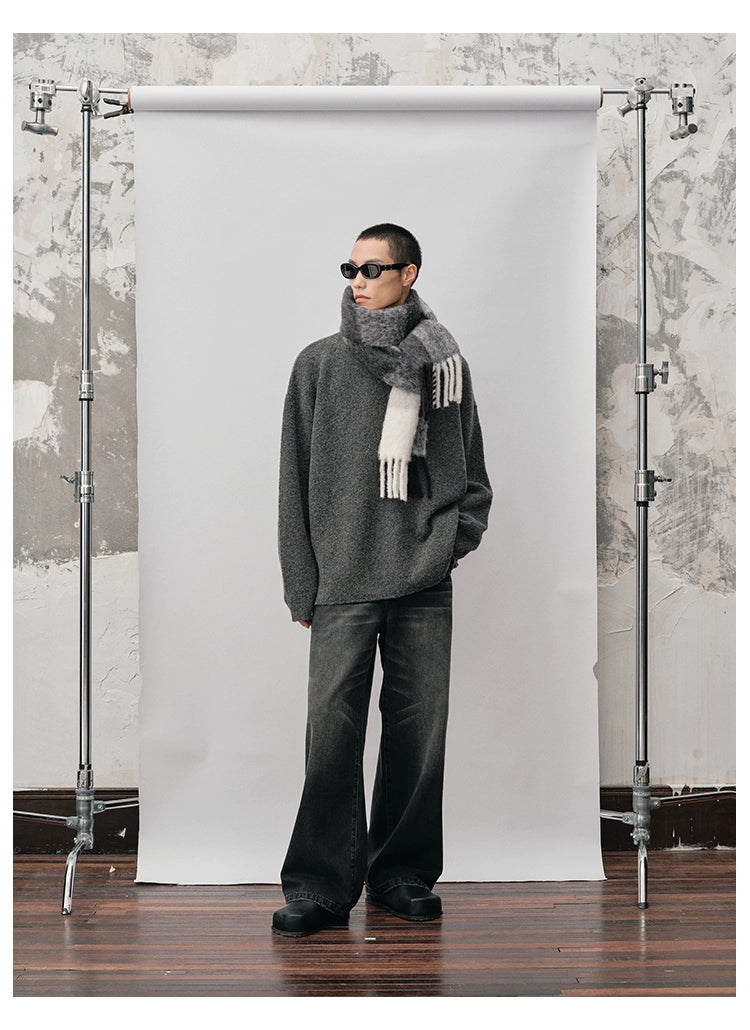 Straight-cut Oversized Crew Neck Sweater
