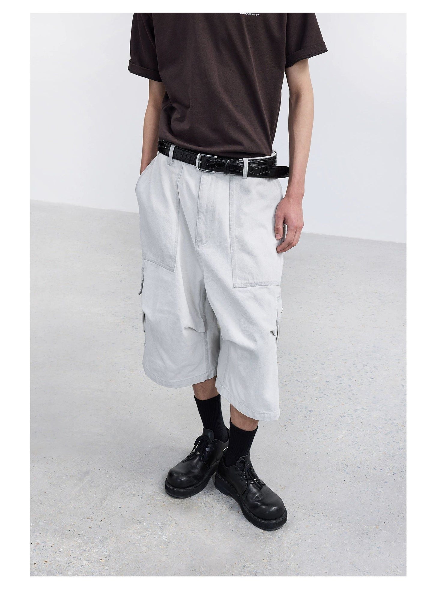 Wide-leg Cargo Capri Pants