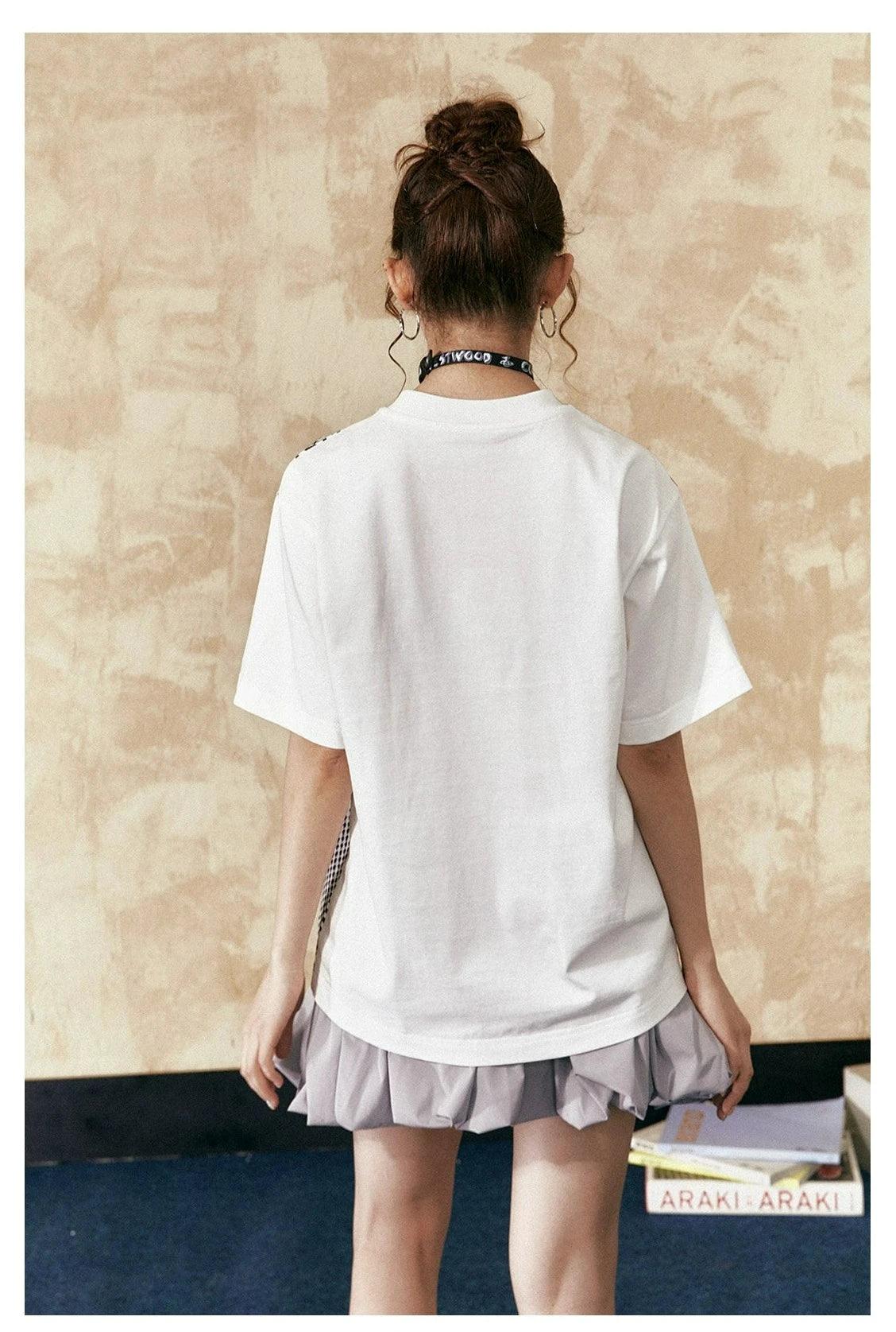 Ezek Artistic Halftone Print White Oversized T-shirt and Gray Pleated Mini Skirt Set - Urban