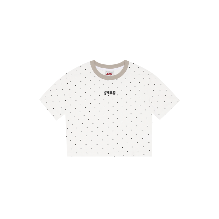Polka Dot T-shirt in Summer Street Style