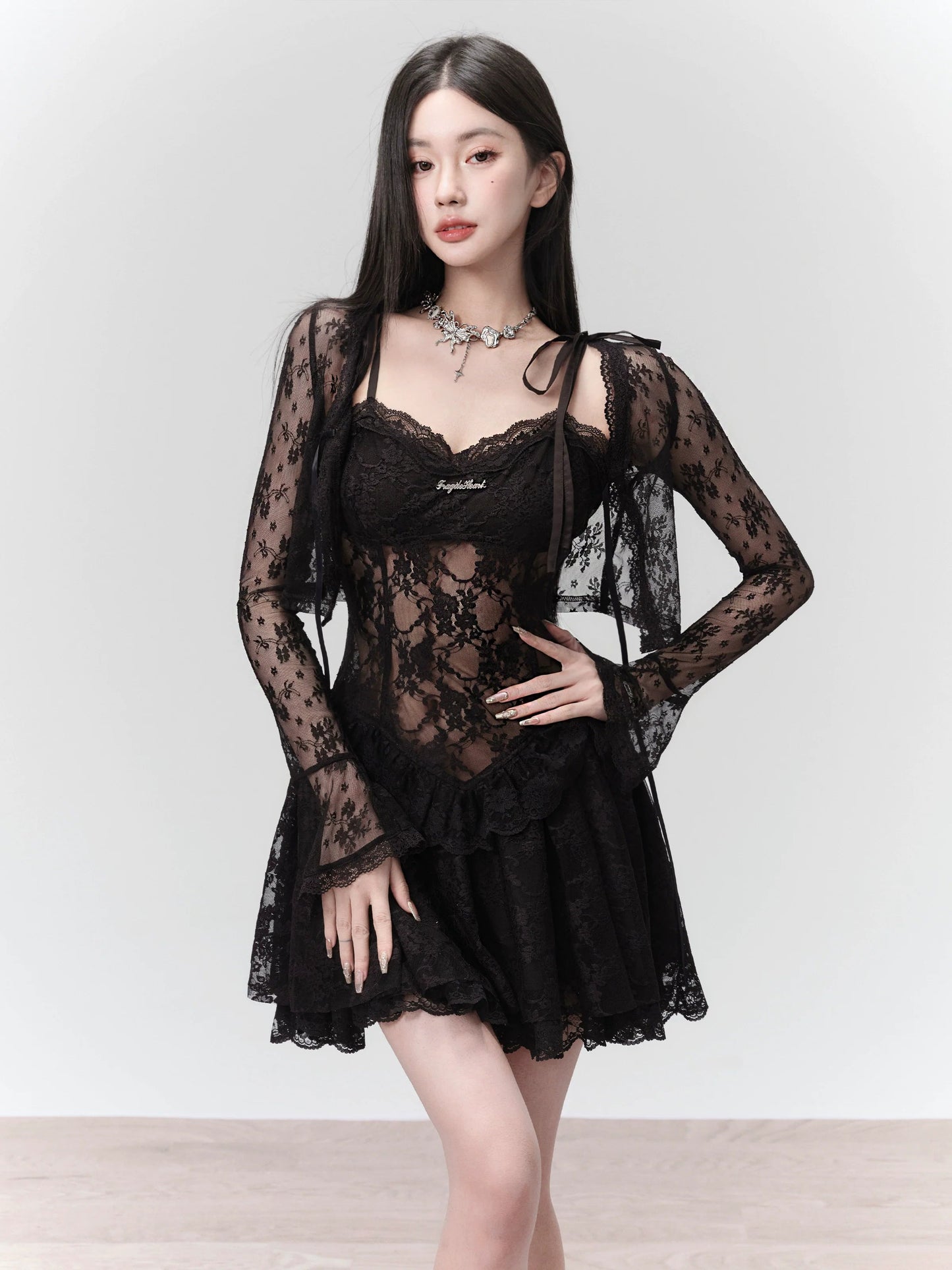 Romantic Lace Bolero With Bell Sleeves: Cropped Cardigan in White and Black