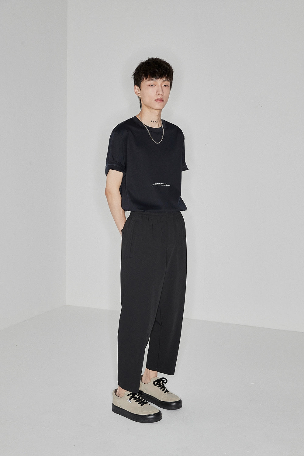 Side Seam-free Elastic Waist Cropped Pants