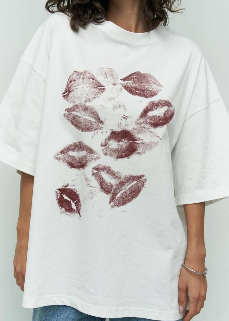Lip Imprint Oversized T-shirt