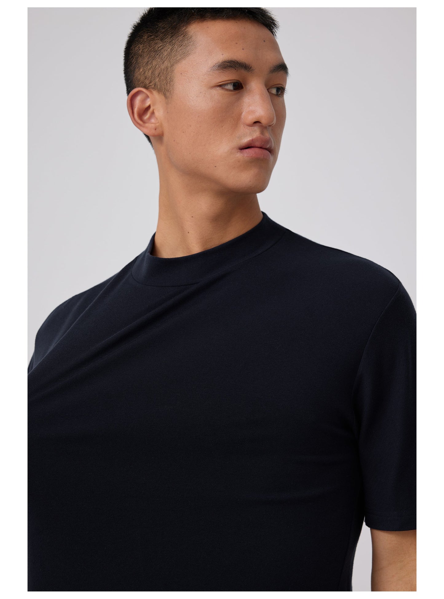 Wool Slim-fit Turtleneck T-shirt