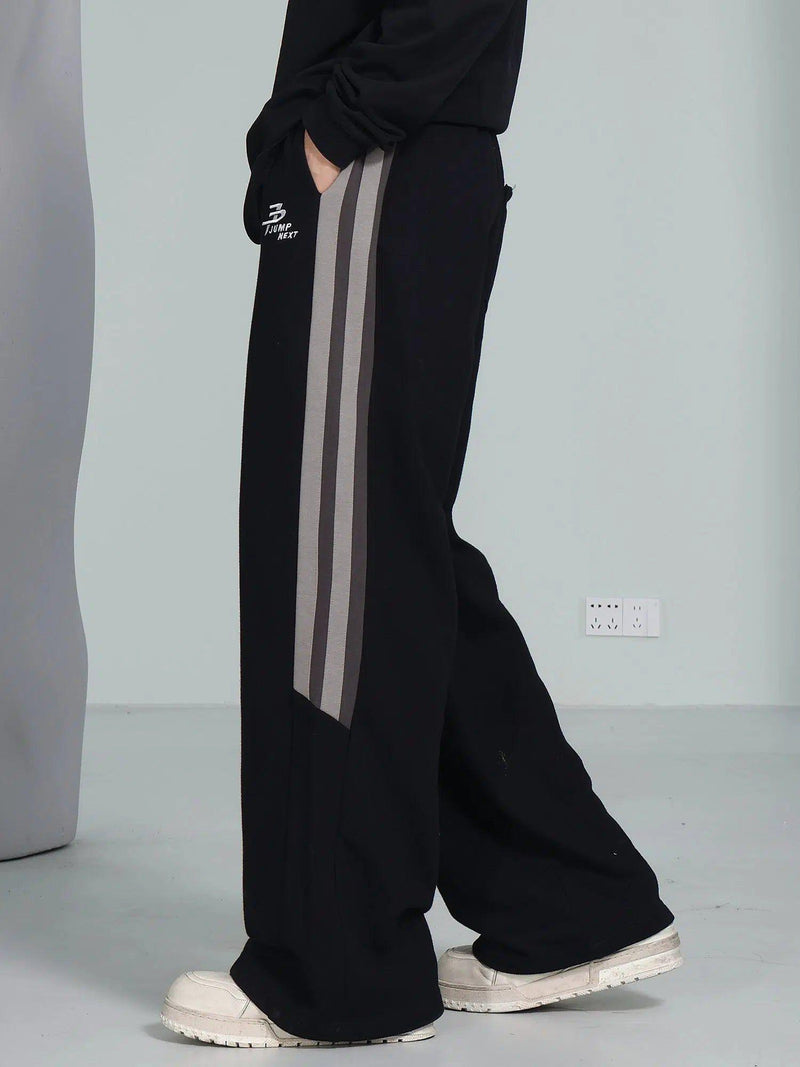 Sweatpants With Bootcut and Stripes