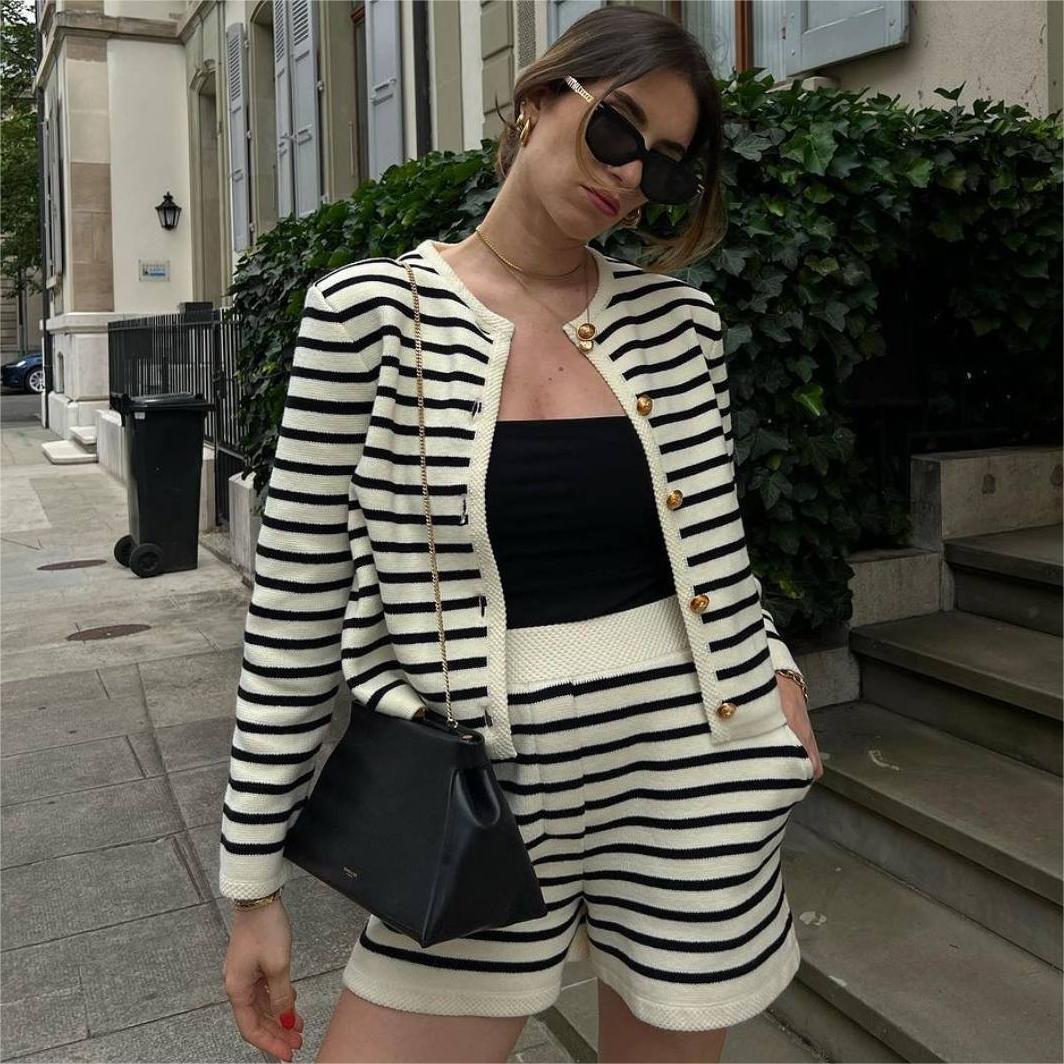 Clothing Striped Round Neck Knitted Cardigan Sweater