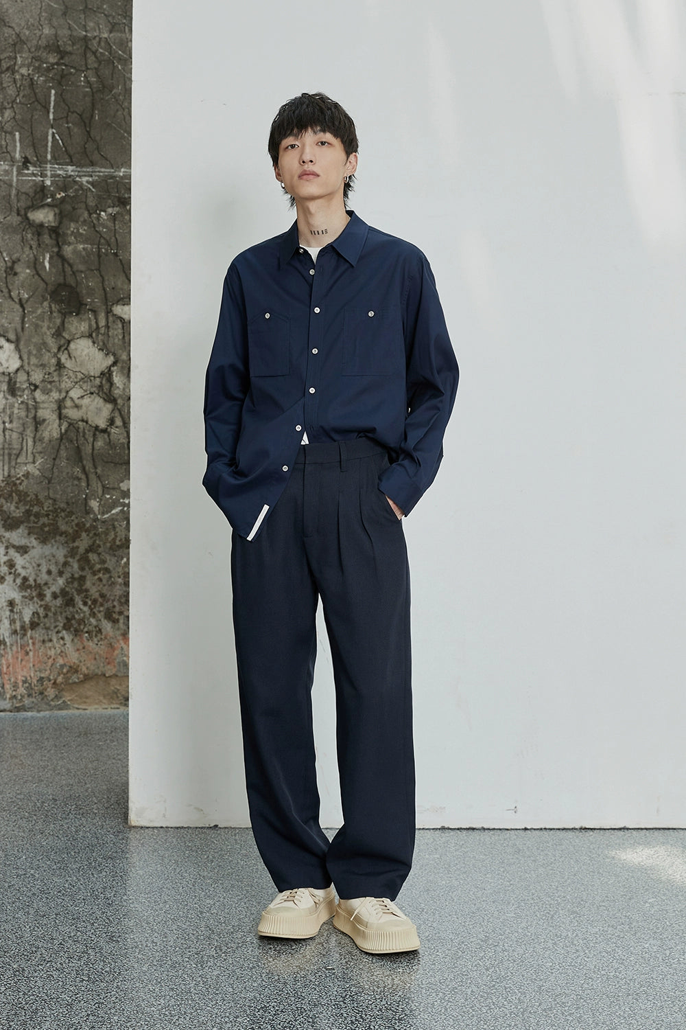 Classic Double-pleated Dress Pants