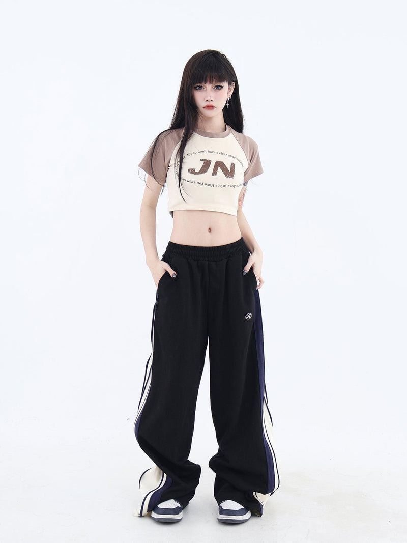 Cropped T-shirt With Logo and Slogan