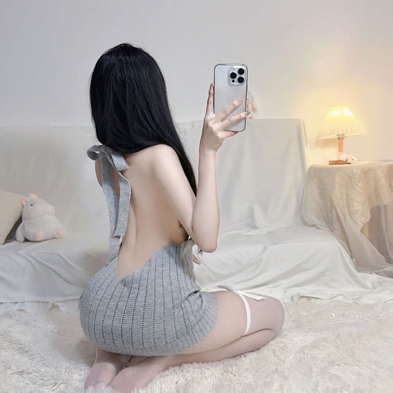 Backless Sweater