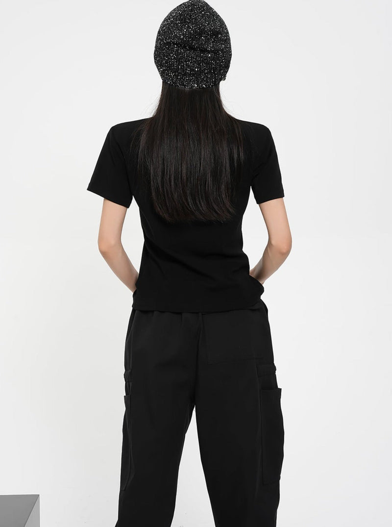 Graphic Logo Tee - Short Sleeve Crew Neck T-shirt