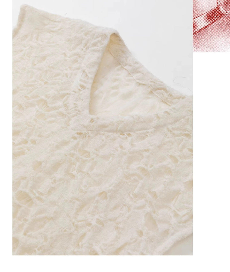 Textured Cream Cap Sleeve Blouse