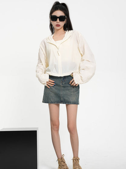 Textured Contrast Duo: Ivory Puff-sleeve Crop Blouse & Black Quilted Bomber Jacket Set
