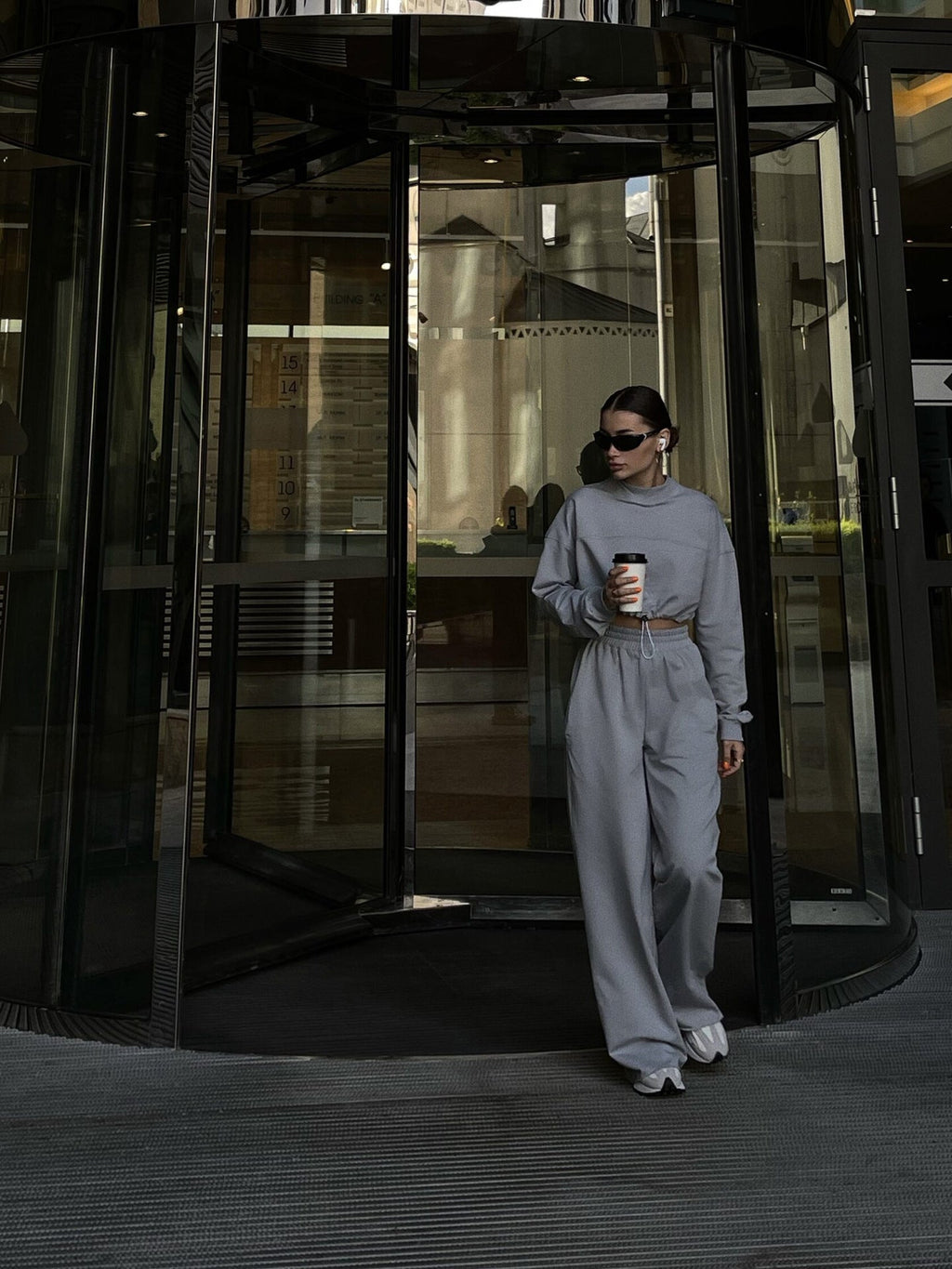 Grau