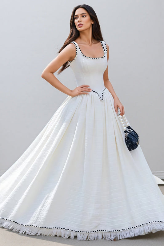 Pavoed Halter Puff Maxi Dress