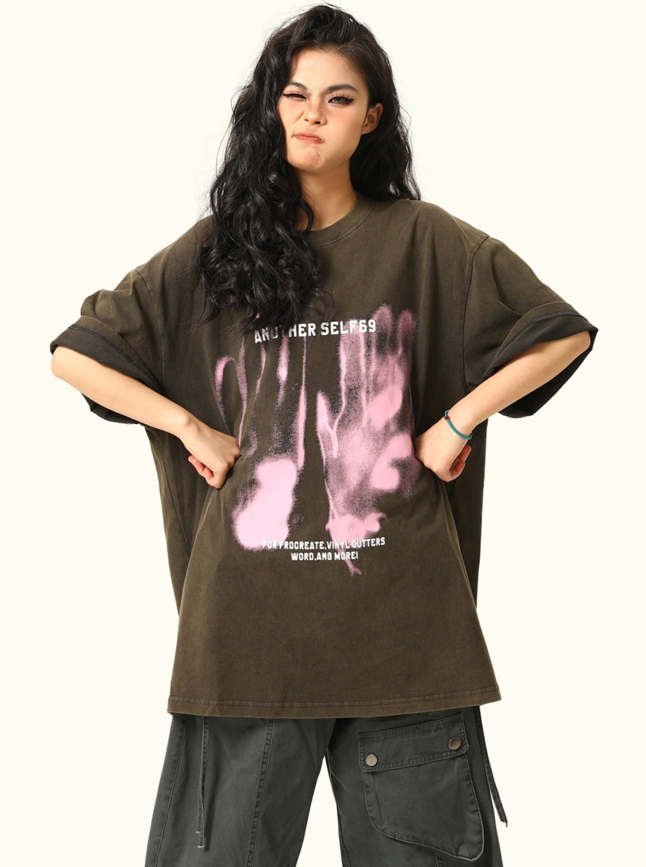Grunge-style Oversized T-shirt