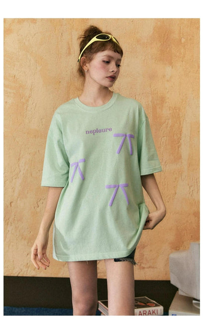Ezek Neplaura Bow Print Oversized T-shirt - Graphic Tee