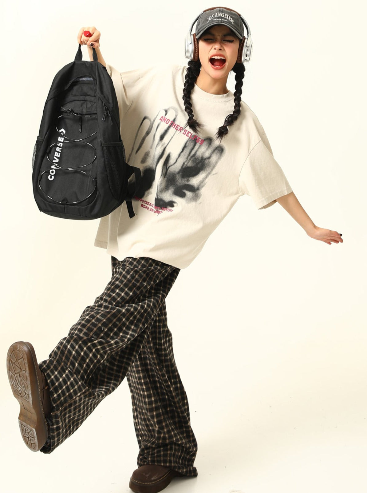 Grunge-style Oversized T-shirt