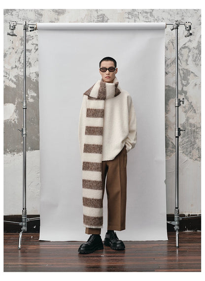 Straight-cut Oversized Crew Neck Sweater