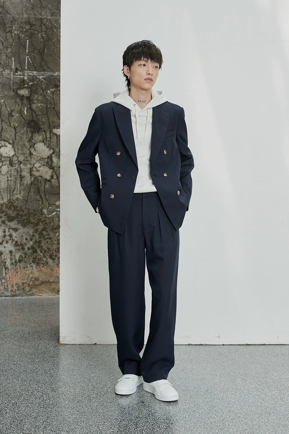Classic Double-pleated Dress Pants