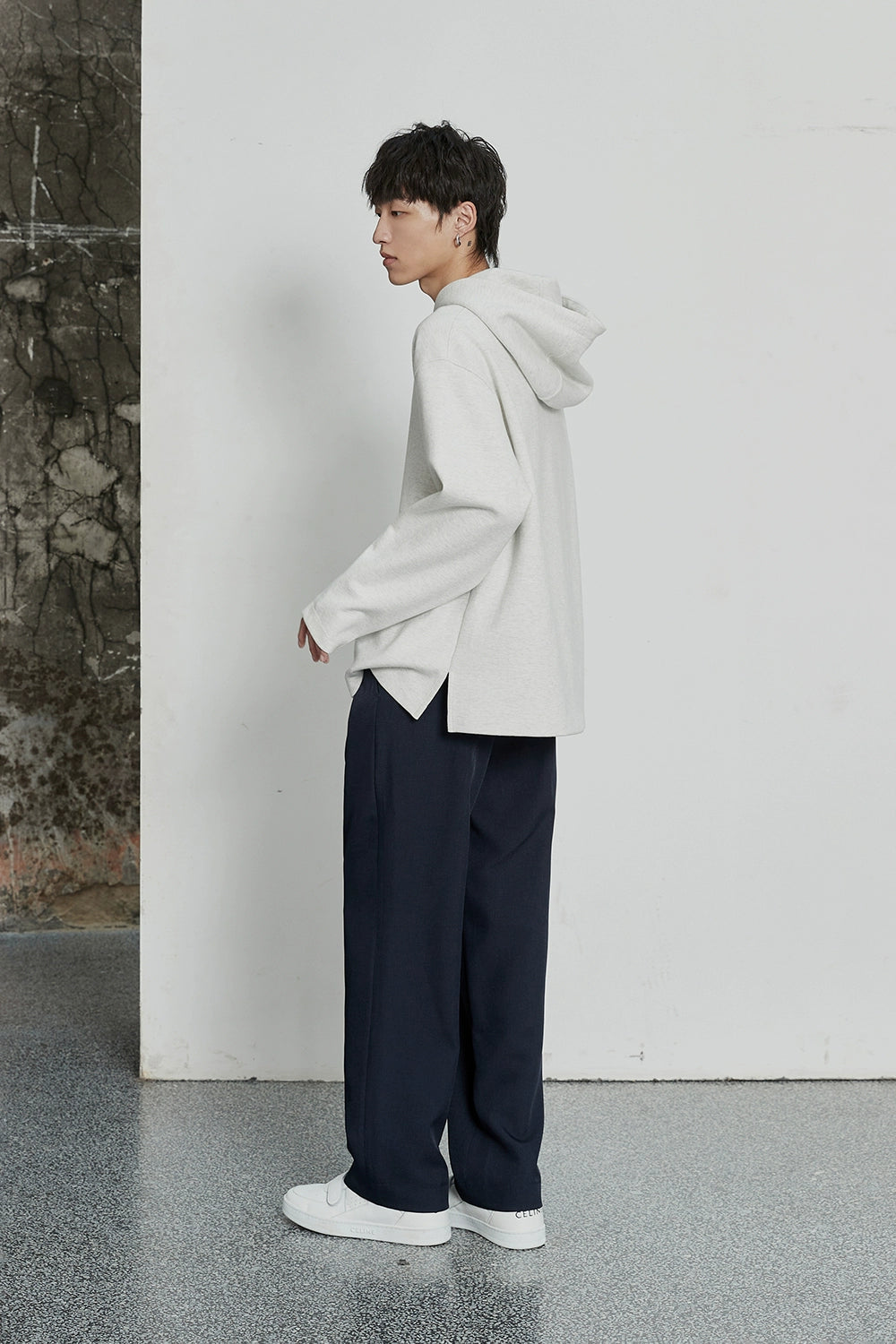 Classic Double-pleated Dress Pants