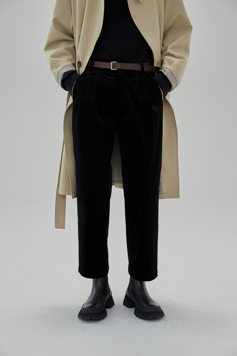 Wide Waist Tab Double-pleated Relaxed Cropped Pants