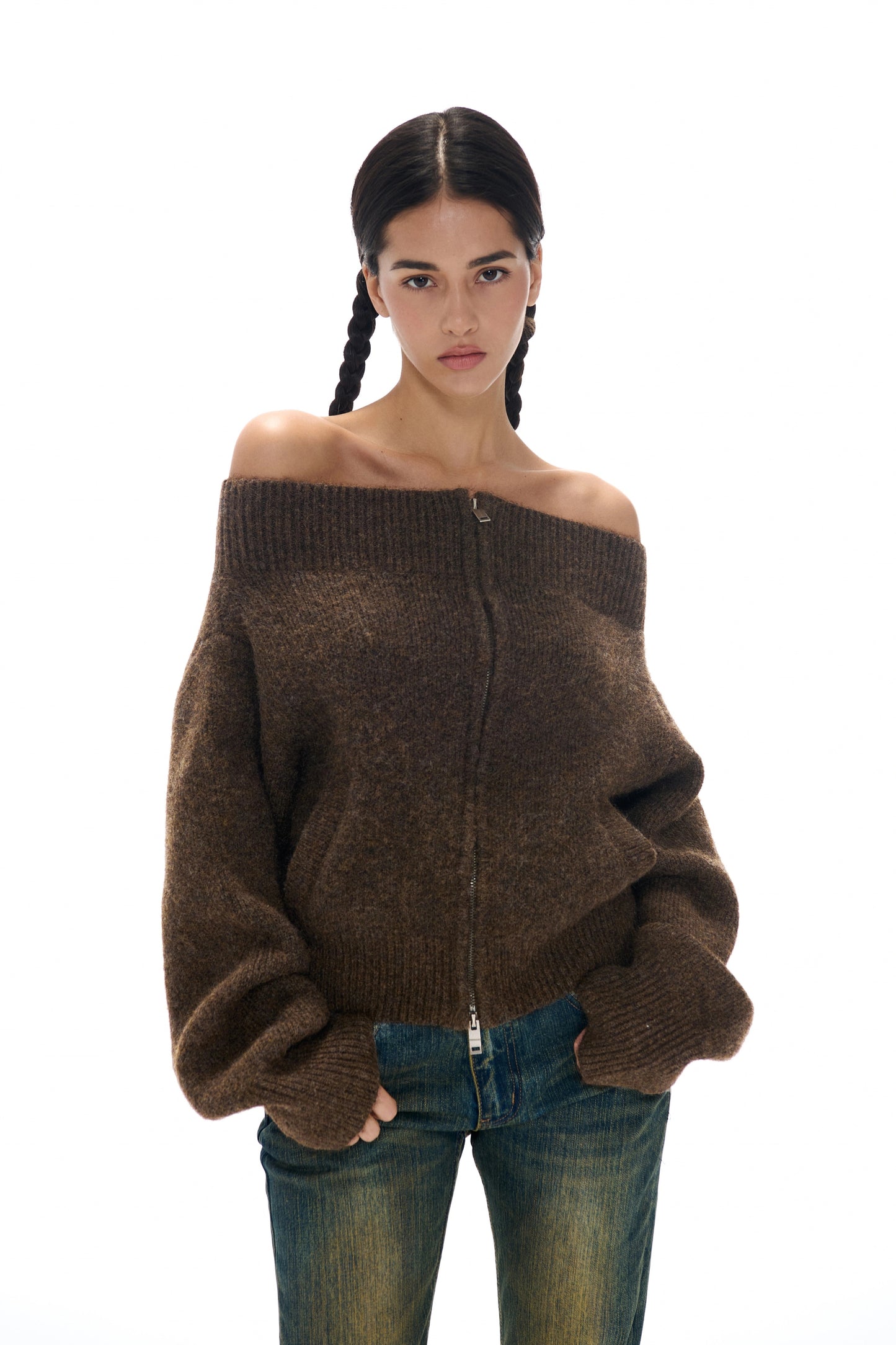 Off-the-shoulder Zipper Knit Cardigan