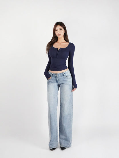 U-neck Slim-fit Long-sleeve T-shirt