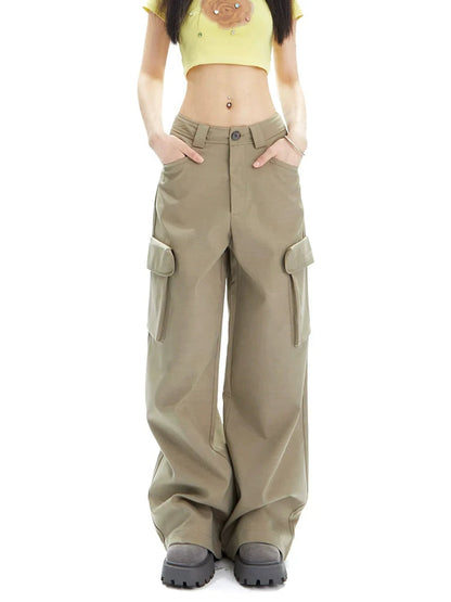 Wide-leg Cargo Pants in Khaki