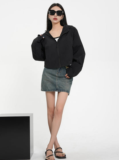 Textured Contrast Duo: Ivory Puff-sleeve Crop Blouse & Black Quilted Bomber Jacket Set