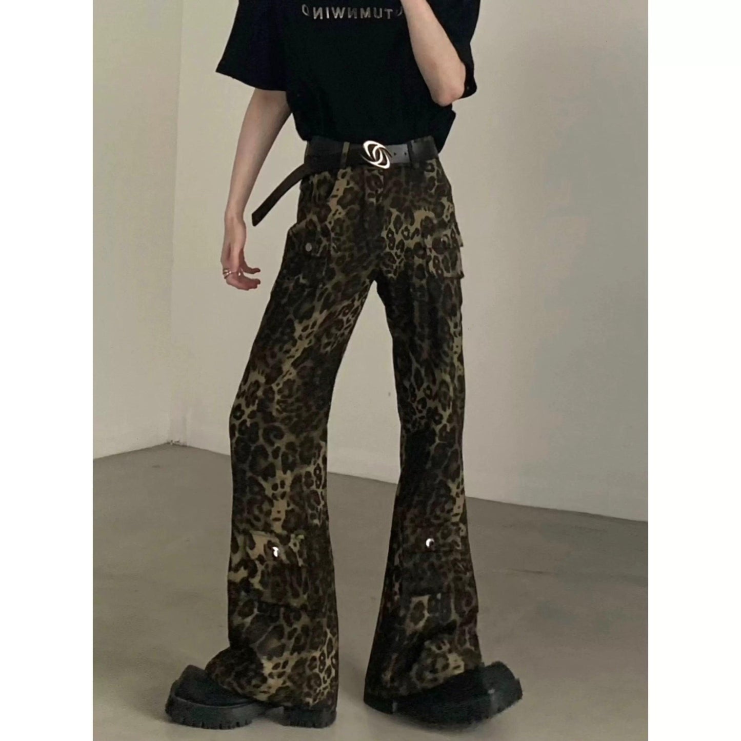Leopard Print Wide-leg Cargo Pants