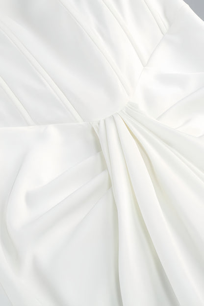 Donna White Strapless Fishbone Maxi Dress