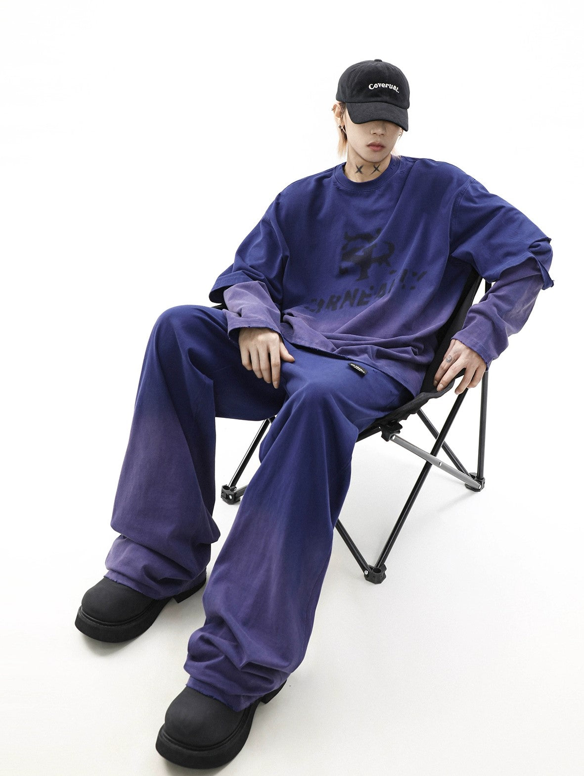 Oversize Damage Long-sleeve T-shirt & Wide-leg Sweatpants Set