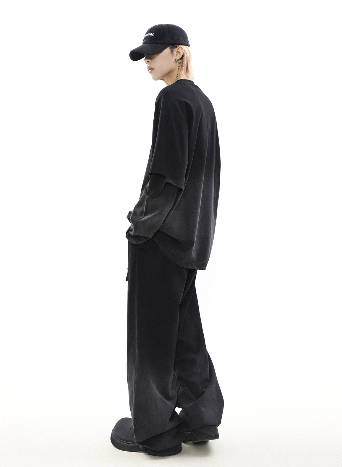 Oversize Damage Long-sleeve T-shirt & Wide-leg Sweatpants Set