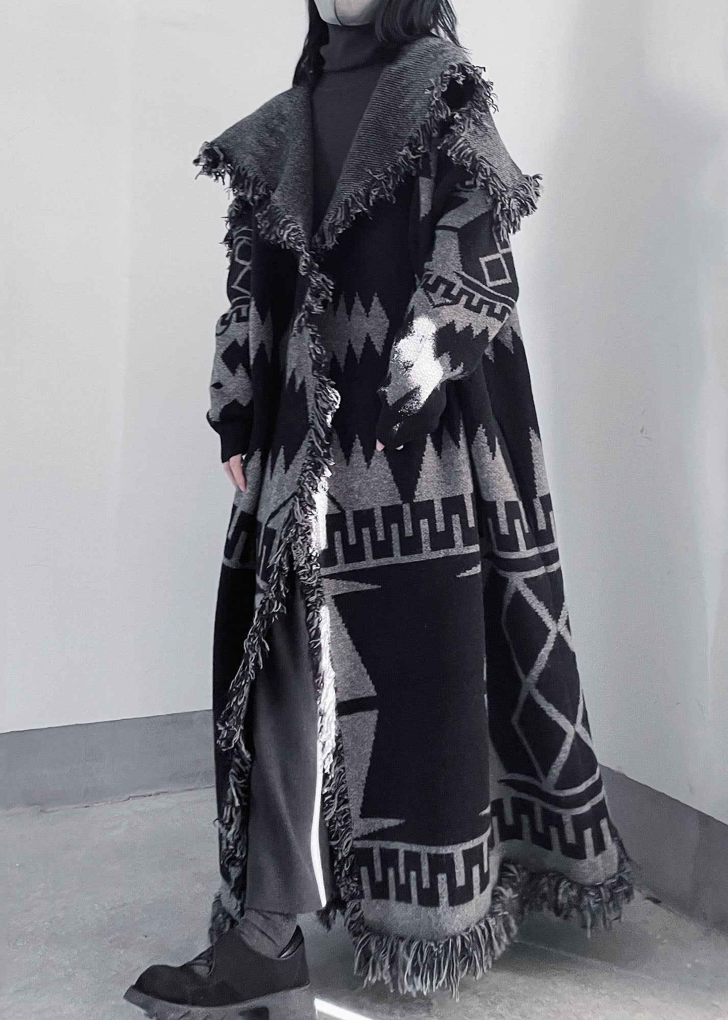 Oversized Black Peter Pan Collar Tassel Knit Coat Fall We011