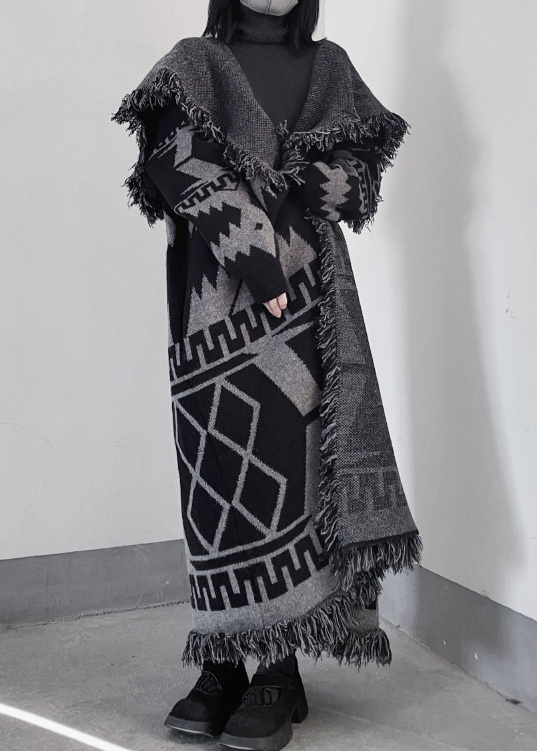 Oversized Black Peter Pan Collar Tassel Knit Coat Fall We011