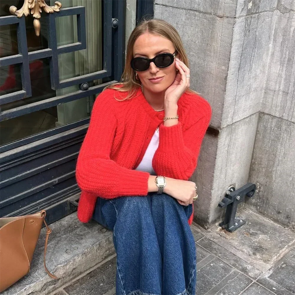 Red Christmas Sweater - Short Cardigan With Round Neck and Long Sleeves